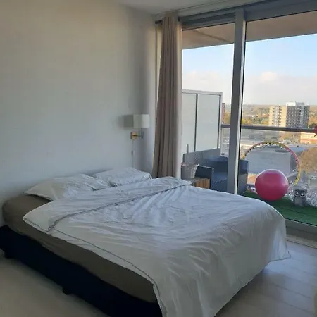 Spacious 2-bedroom Apartment, Perfect Location! Apartamento Ámsterdam